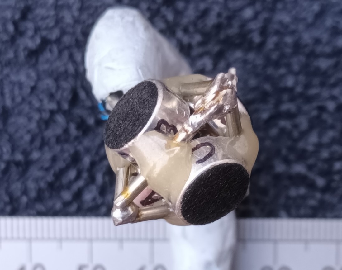 click to enlarge Close up of tetrahedral 3-D sound
microphone array number 2