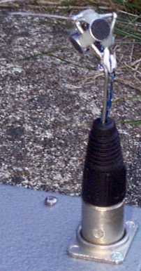 ambisonic tetrahedral array
        of panasonic condenser microphone capsules