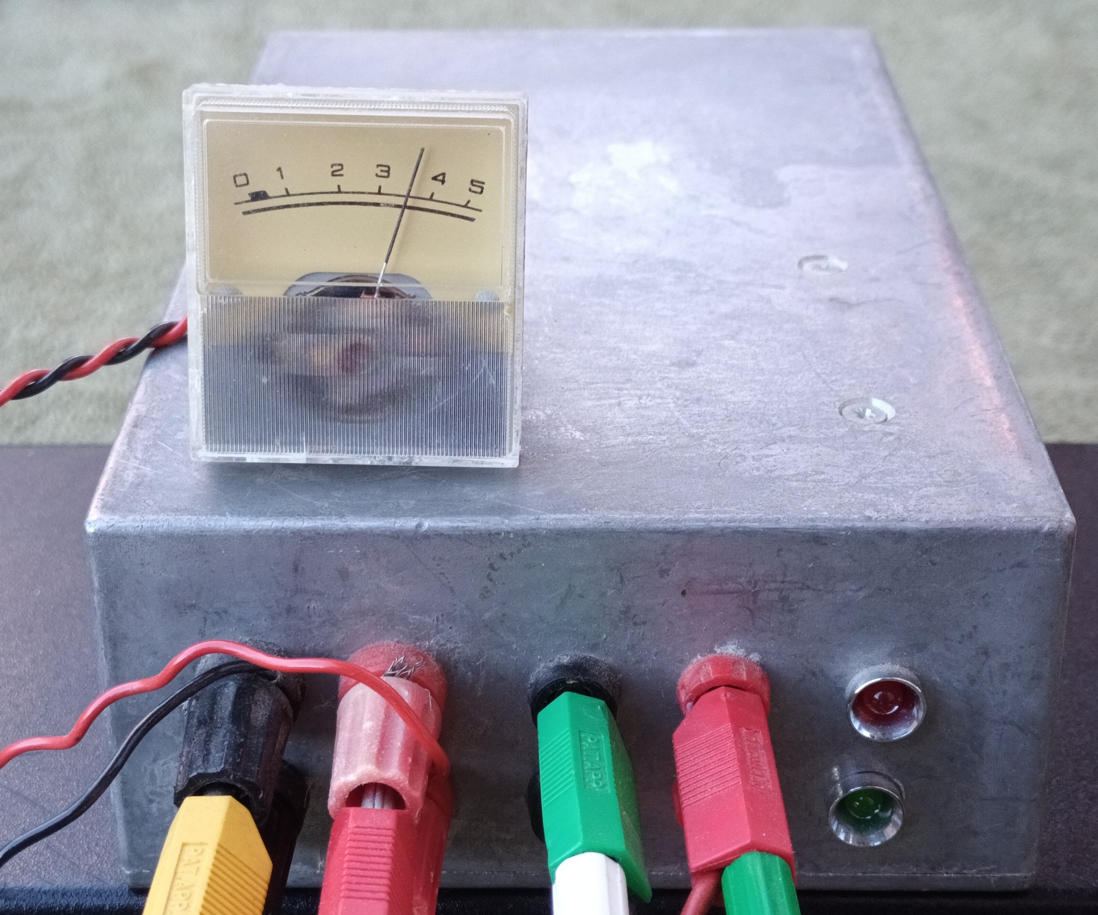 click to enlarge Soviet Tape Recorder Panel Meter
Used As A 12V Battery Voltage Indicator