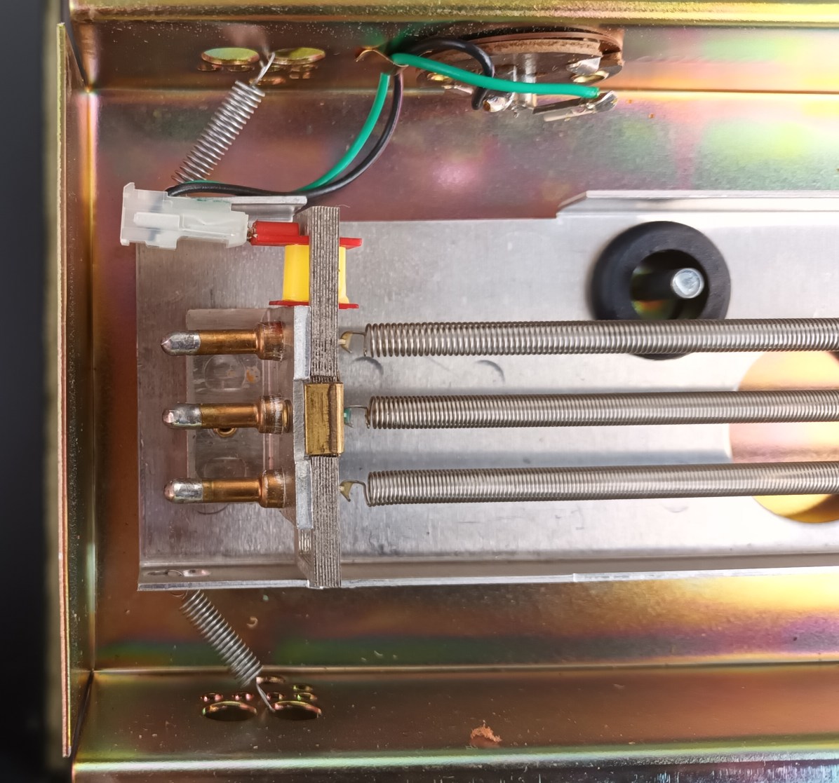 click to enlarge Spring Tank Low Level
Receiving Transducer